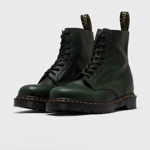 Green 1460 Made In England Boots